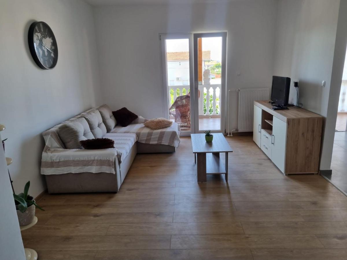 Apartment Mate Sukošan Exteriör bild